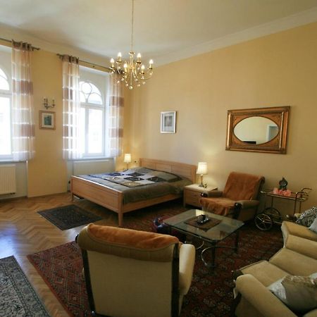 Apartment No. 20 Jaltská 3 Karlovy Vary Esterno foto